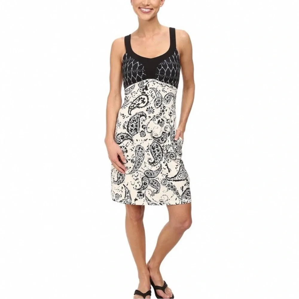 The NORTH FACE Cadence soft stretchy dress, S.